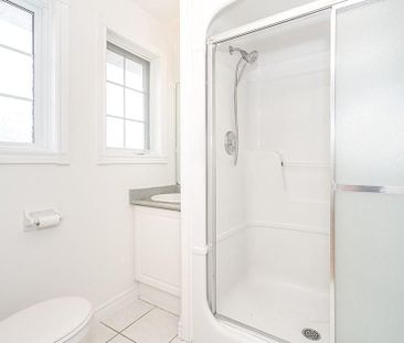 For Lease - 40 Kell Place, Barrie, Ontario - Photo 4