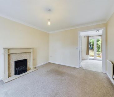 2 bedroom terraced house to rent - Photo 2