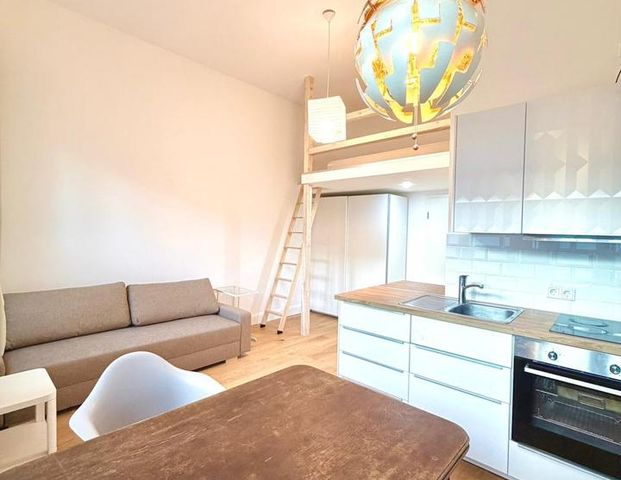 ab sofort-frisch renoviert-großzügiges helles Apartment (Uninähe) - Foto 1