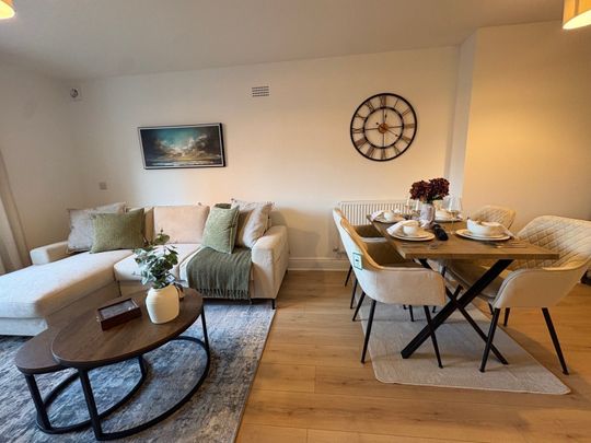 High Street - Photo 1