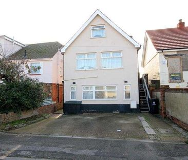 The Close, Jaywick, Clacton-on-sea, CO15 - Photo 4