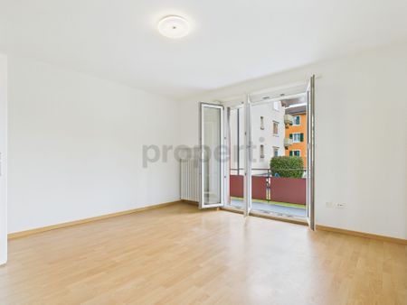 Light and quiet 3-room apartment with balcony, newly renovated in Strengelbach - Photo 5