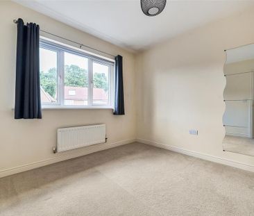 4 bedroom detached house to rent - Photo 5