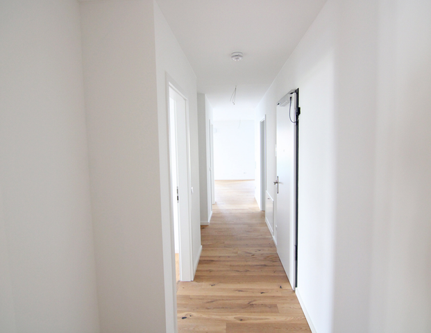 Einziehen und Wohlfühlen: Erstbezug! Herrliche Balkonwohnung mit allen Extras und Kfz/Wallbox! - Photo 1