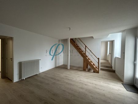 Location Maison 7 pièces 197m² ANCENIS 44150 - Photo 3
