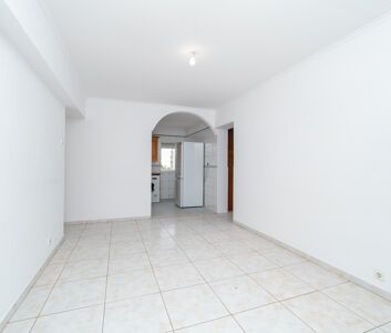 T3 nos Olivais junto ao Metro - Foto 3