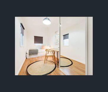 Beautiful Beach Bungalow!!- SIX MONTH LEASE - Photo 5