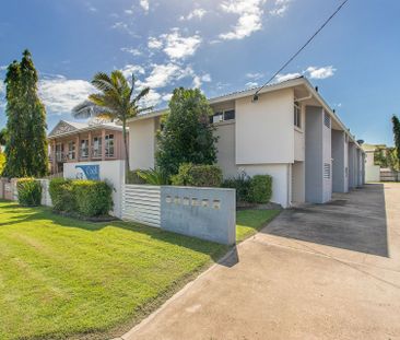 4/63 Cook Street, North Ward - Photo 2