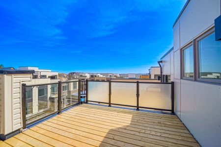 For Lease - 14 Gothenburg Lane, Markham, Ontario - Photo 3