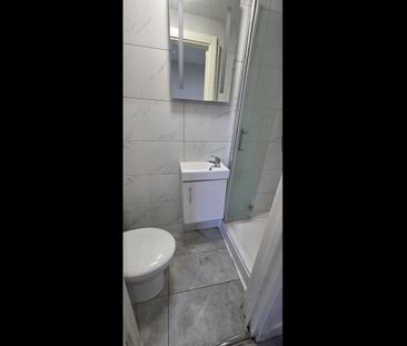 Studio Flat, Graham Road, HA3 - Photo 3