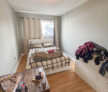 27 Main St, St. Catharines (2) - 2 Bedroom Apartment - Photo 3