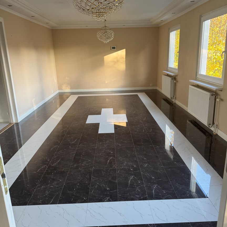 Enedalsvägen, Södertälje - Photo 1