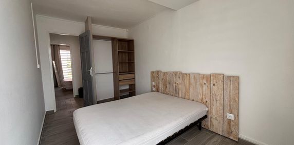 Location Appartement 1 pièce 11m² LES ABYMES 97139 - Photo 2