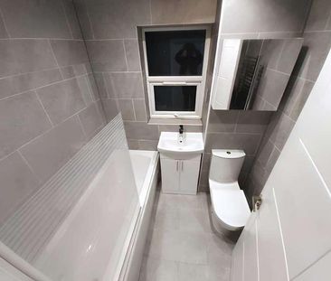 Bramley Road, London, W10 - Photo 1