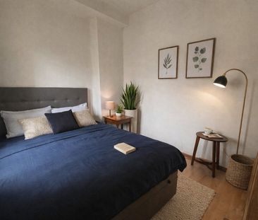 AIX EN PROVENCE - A LOUER -T3 CENTRE VILLE SUR LE COURS MIRABEAU - ... - Photo 1