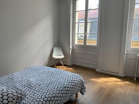 : Appartement 135.0 m² à ST ETIENNE - Photo 2