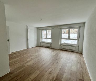 Renovated 5.5-room apartment! - Photo 4