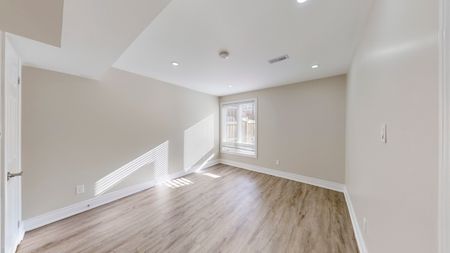 For Lease - 5 Malthouse Crescent Unit# Bsmt, Ajax, Ontario - Photo 2