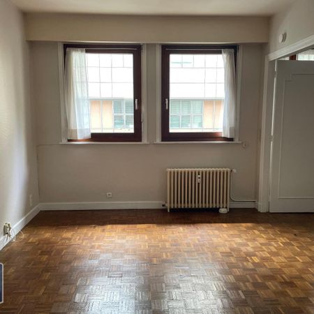 Location Appartement 2 pièces 46m² LA MADELEINE 59110 - Photo 4