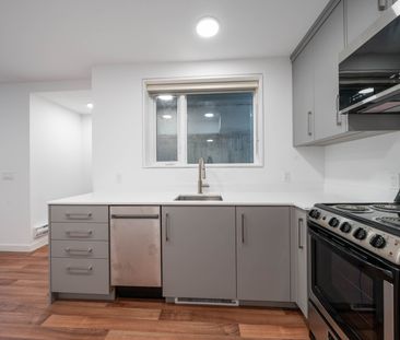 For Lease - 77 Thirty Fifth Street Unit# LOWER, Toronto, Ontario - Photo 3