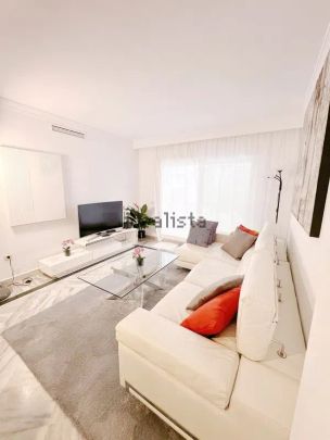 Alquiler de piso en Dama de Noche - Photo 1