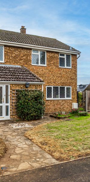 Available unfurnished from 01/12/2025 - Photo 1