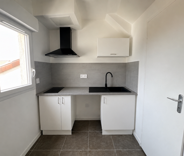Location Appartement 1 pièce 12m² NARBONNE 11100 - Photo 2
