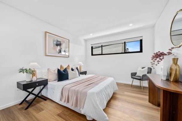 Brand New Luxury Four Bedroom Townhouse - First Time Offered - Photo 1