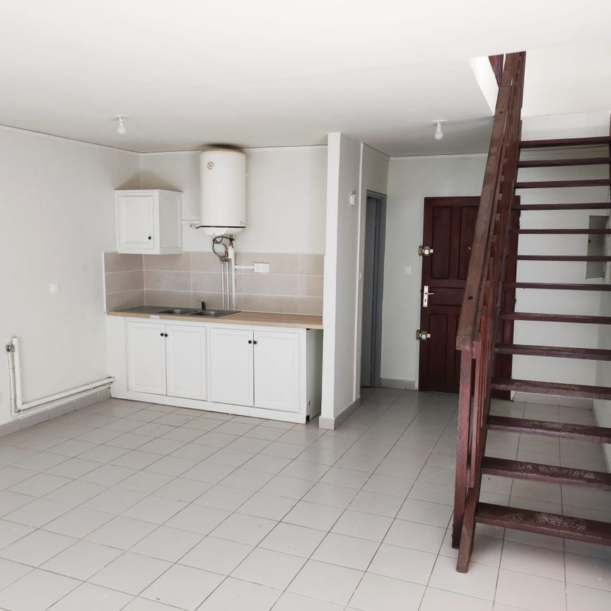 F2 Duplex de 52 m² à 730 € – Résidence les Coquillages – Boucan Canot - Photo 1
