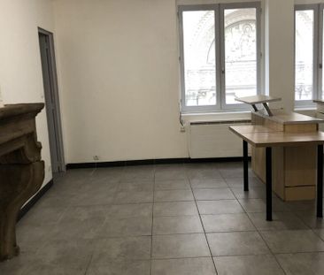 Appartement - 2 pièces - 39,69 m² - Saint-Étienne - Photo 1