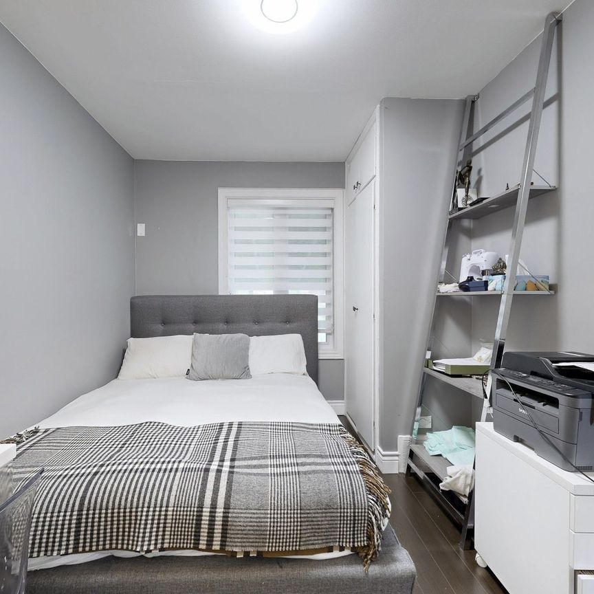 For Lease - 68 Christina Crescent, Toronto, Ontario - Photo 1