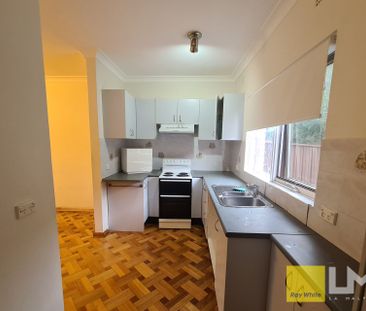 3 BEDROOM TOWNHOUSE WITH GARAGE - Photo 1