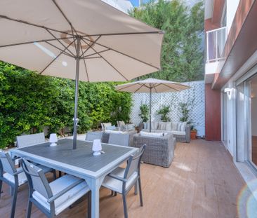 3-Bedroom Duplex with Terrace & River View - Foto 5