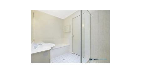 Modern Comfort Meets Convenience - Your Ideal 2-Bedroom Retreat - Photo 3