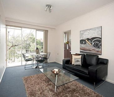 A Perfect Opportunity in Westgarth - Photo 2