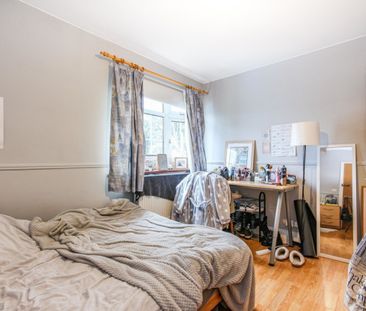 5 bed Semi-Detached House for Rent - Photo 1