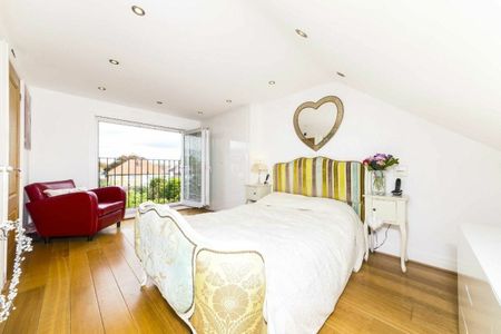 Heathfield North, Twickenham, TW2 - Photo 3