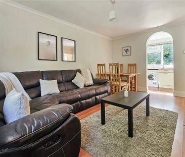 1 Bed Flat, Moseley, B13 - Photo 2