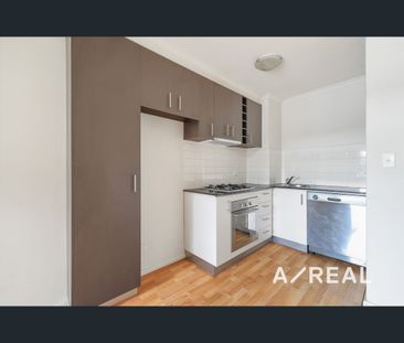 15/2-4 The Gables, Albion, Vic 3020 - Photo 2