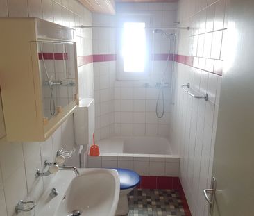 2.5-room apartment in Vendlincourt with large shared garden - Photo 5