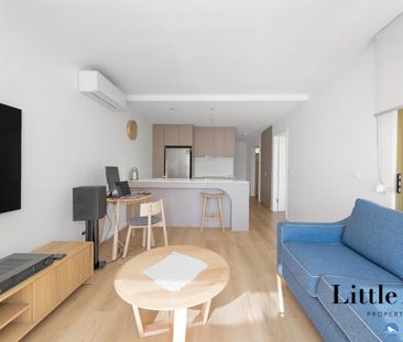 Modern Apartment with Study in Denman Prospect - Photo 5