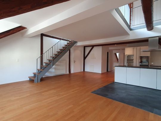 "Maisonette-Wohnung in Wil mit schöner Weitsicht" - Photo 1