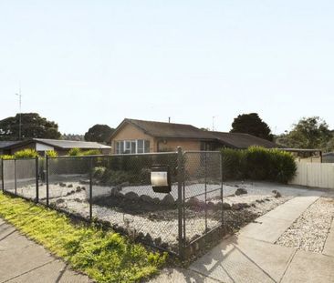Freshly Updated Home with Modern Comforts - Photo 6