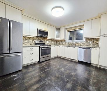 For Lease - 47 Earlsdale Crescent, Brampton, Ontario - Photo 4