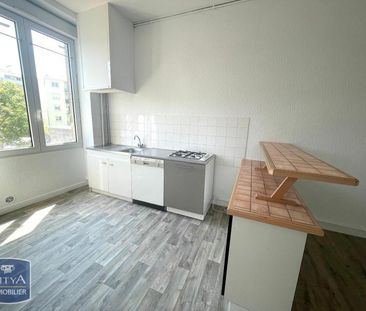 Location Appartement 2 pièces 38m² ST PRIEST EN JAREZ 42270 - Photo 4