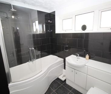 2 bedroom maisonette to rent - Photo 5