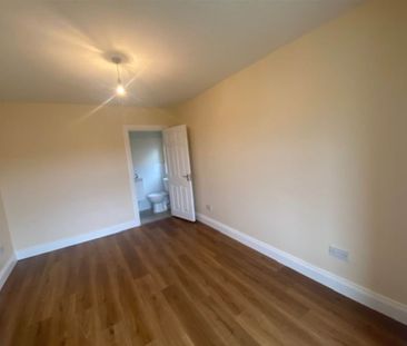 5 Hillview Grove, Lismonaghan, Letterkenny, County Donegal - Photo 6