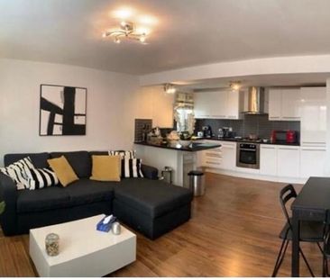 2 bedroom flat to rent - Photo 1