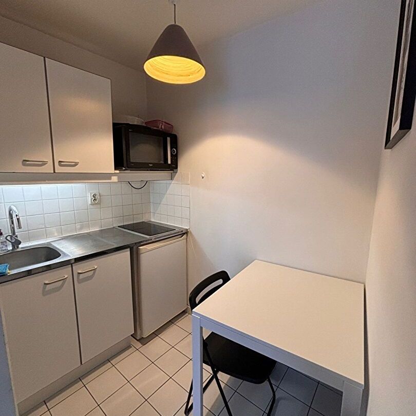 Location Appartement 2 pièces 29m² - Photo 1