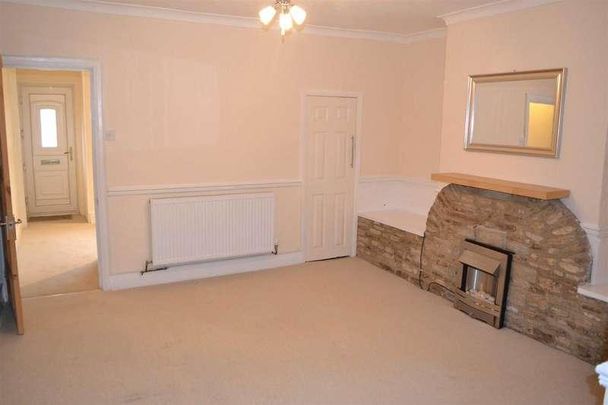 Ford Street, Swindon, SN1 - Photo 1